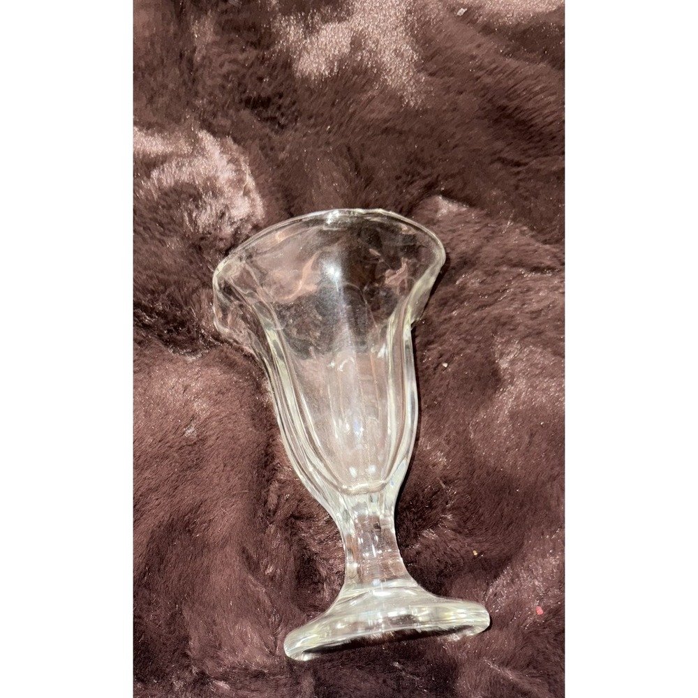 Vintage Soda Fountain glass Ice Cream Sundae Parfait MilkShake Heavy 6 "